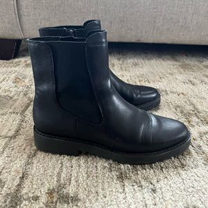 Franco Sarto CARIAN BOOTIE black leather platform Y2K boots size 9